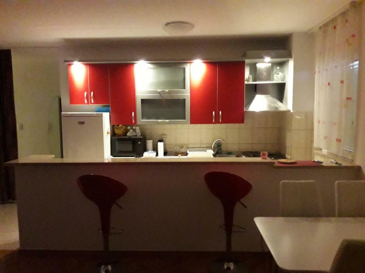 Apartman Baska Voda Baška Voda Exterior foto